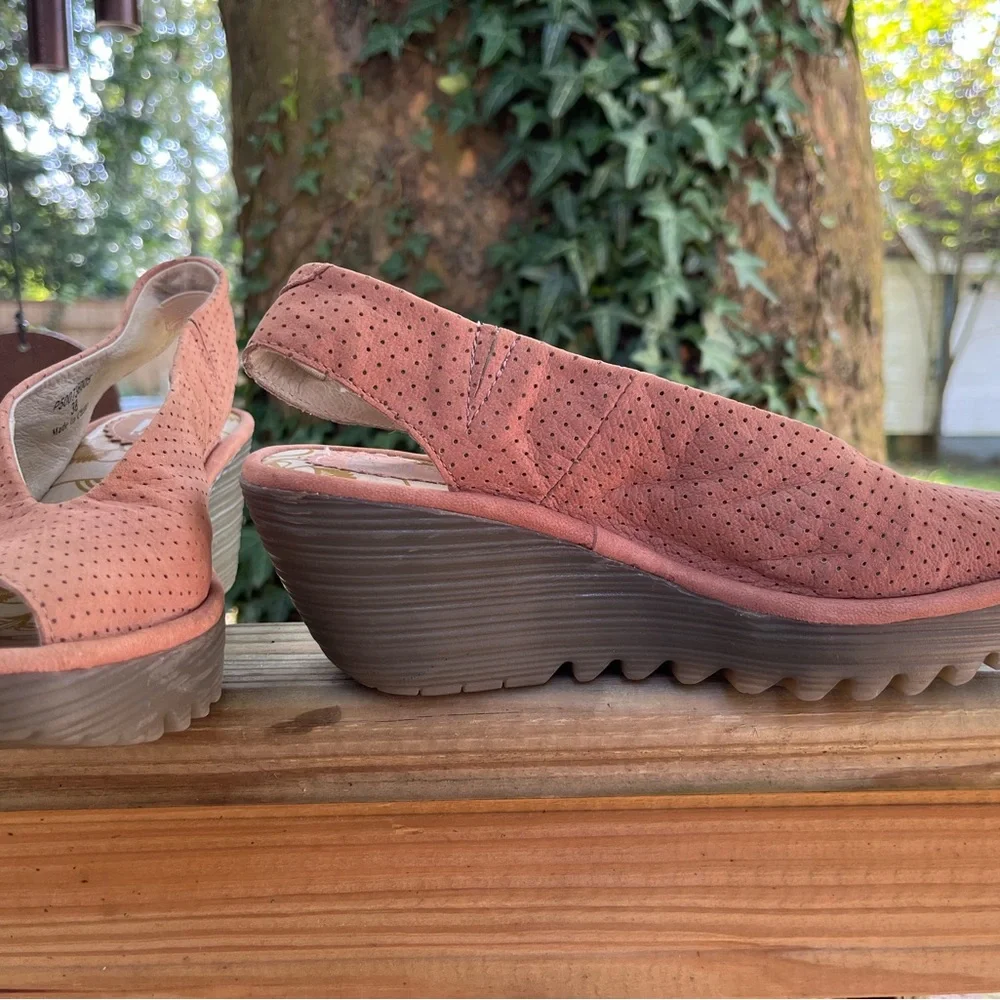 FLY LONDON Perforated Leather Wedges Womens 38 Pink Nubuck Slingback Peep Toe - Picture 8 of 11